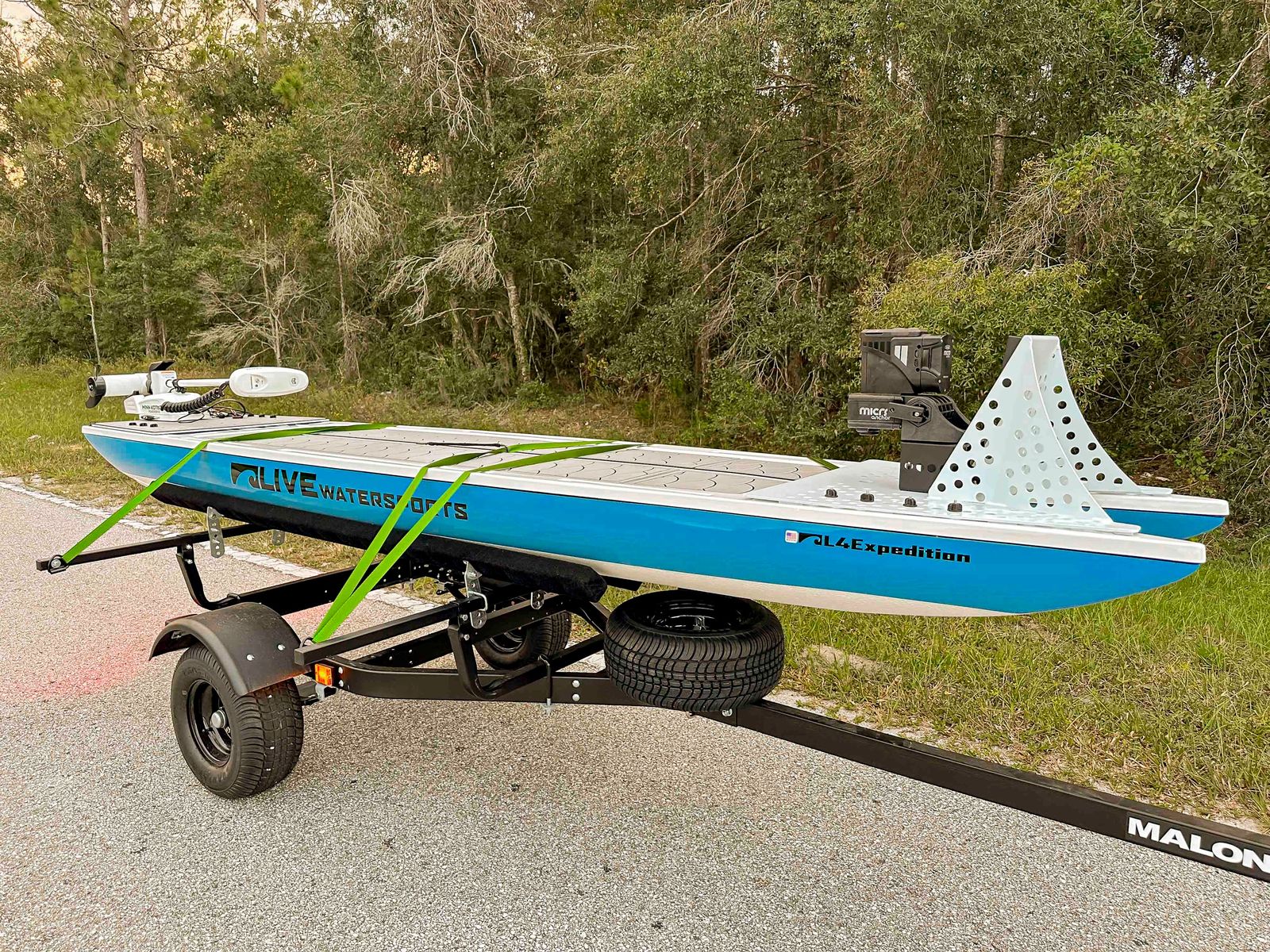 Malone MicroSport™ Off-Road 2 Kayak Trailer Package view 3