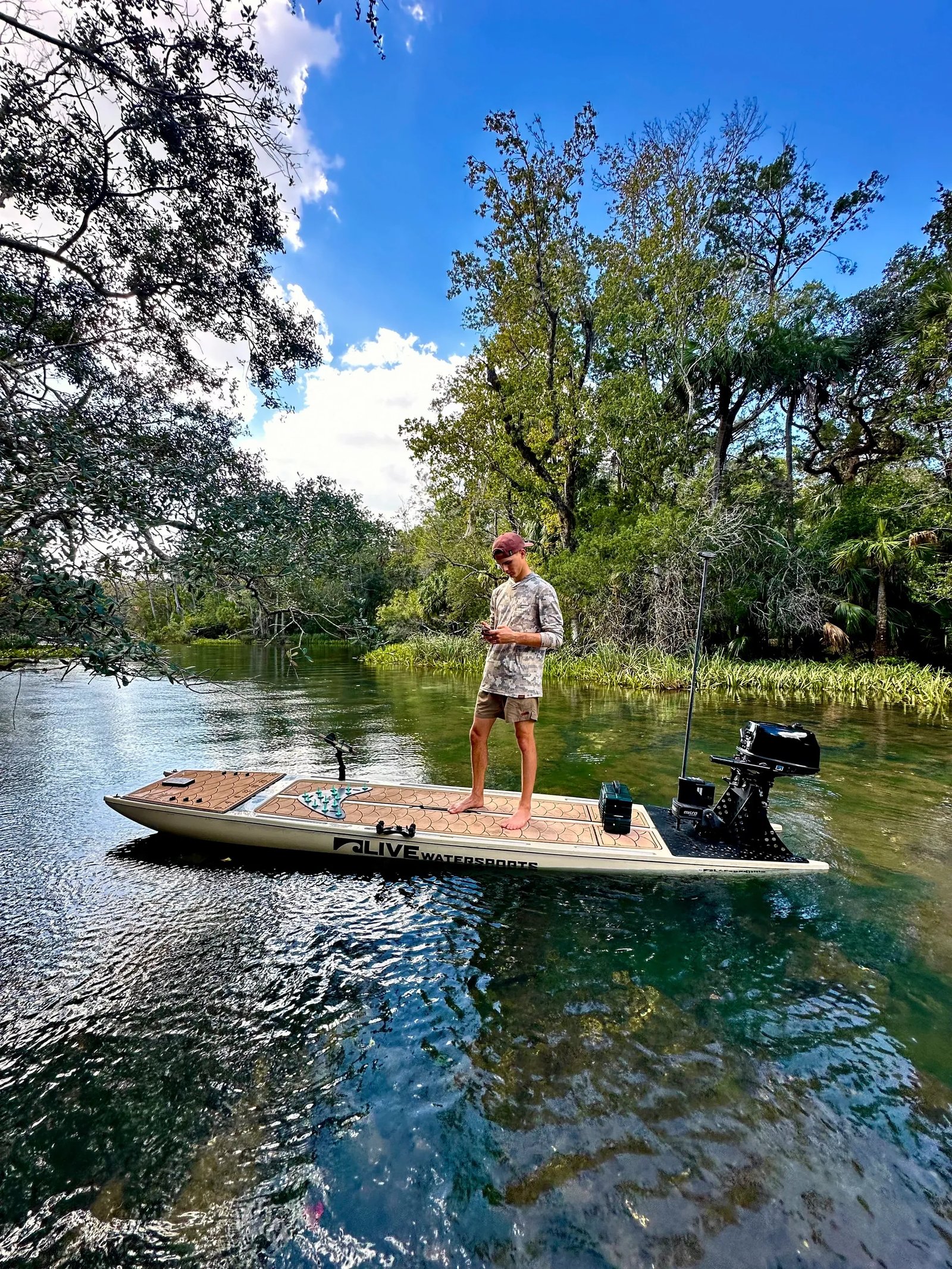 Trolling Motor or Utility Mount with Marine Mat and Hardware view 2